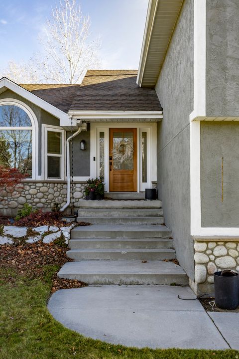 Tiny photo for 11989 S HIDDEN VALLEY RD, Sandy, UT 84092 (MLS # 2126963)