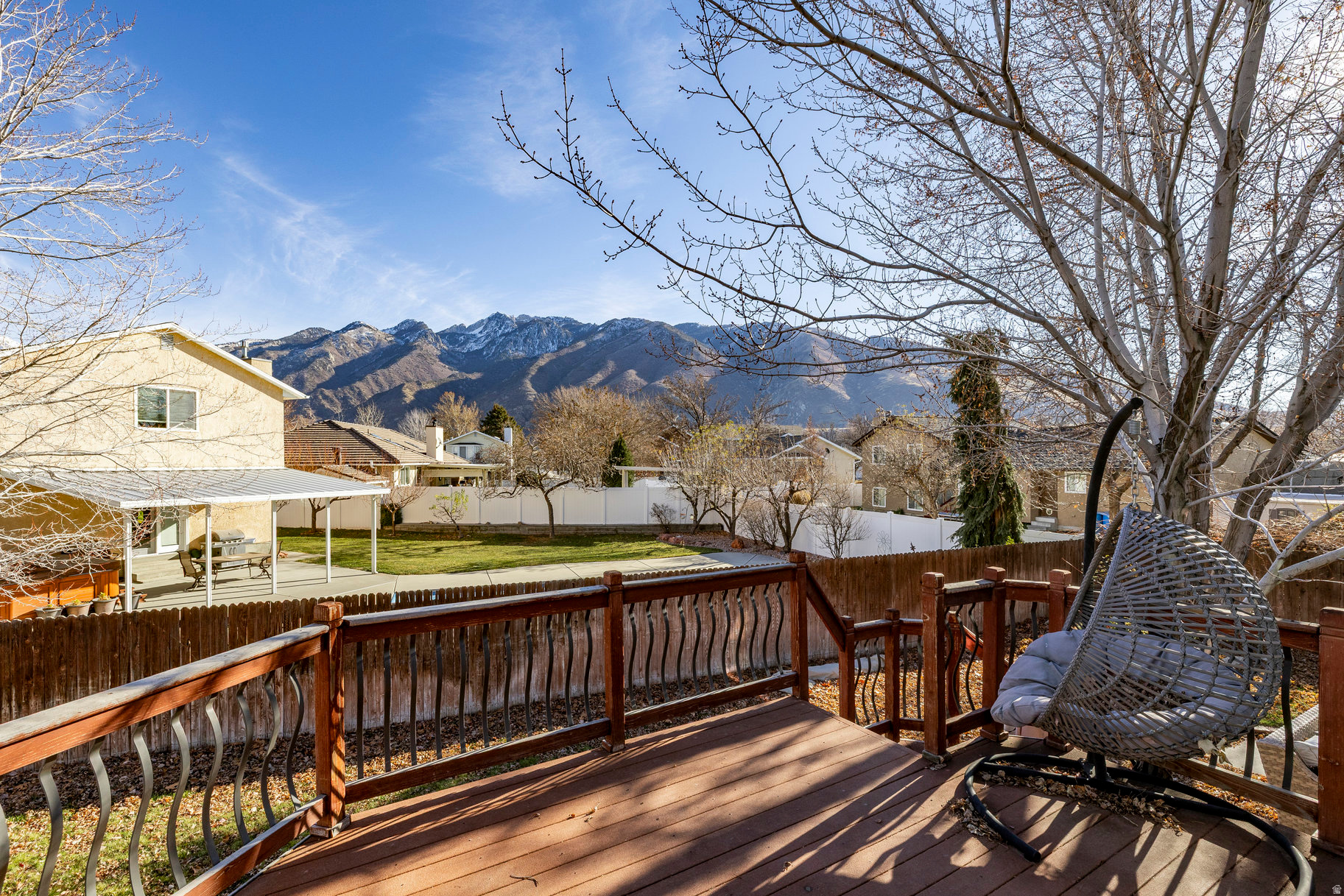 BLUFF AT HIDDEN VALLEY - Residential