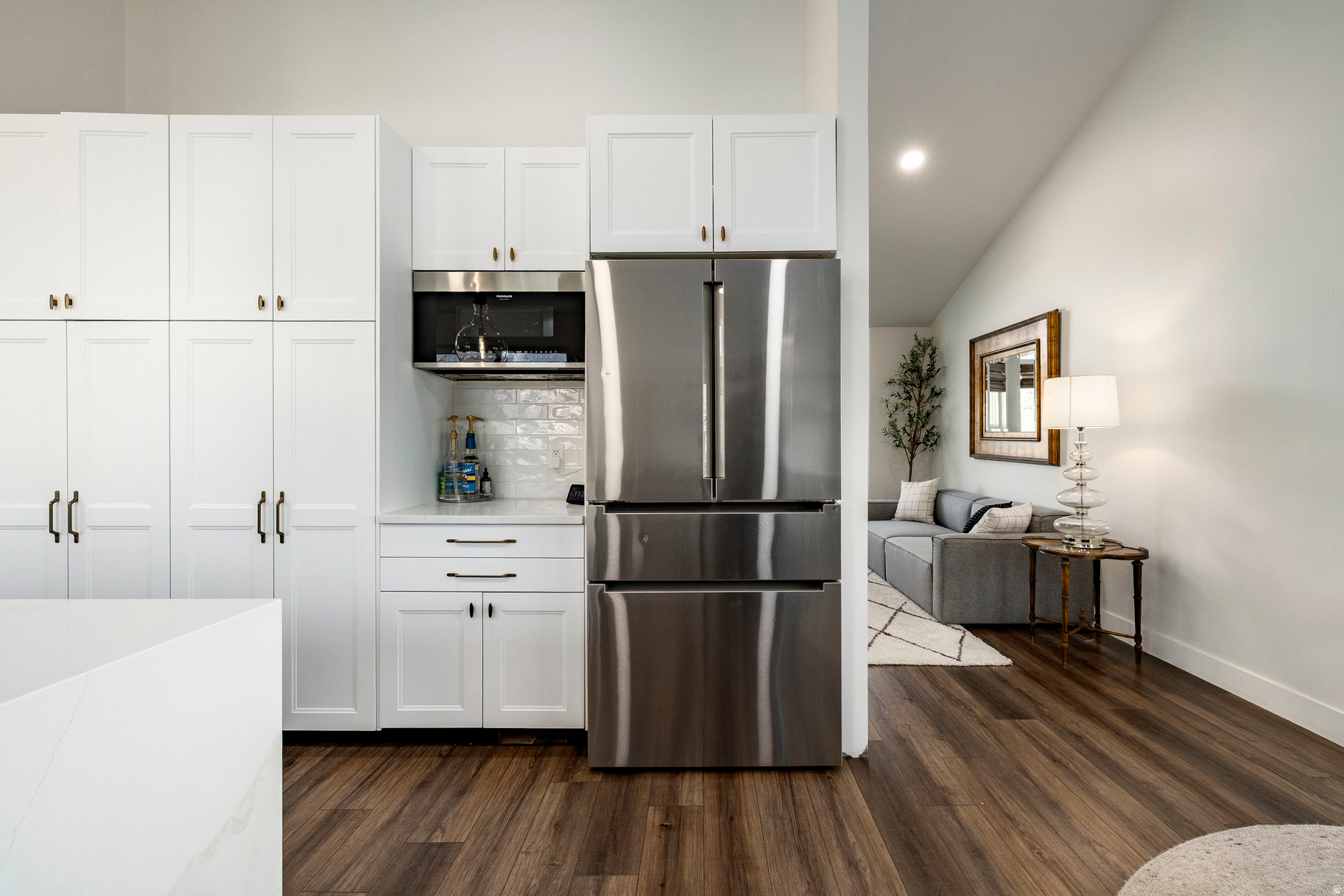 BLUFF AT HIDDEN VALLEY - Residential