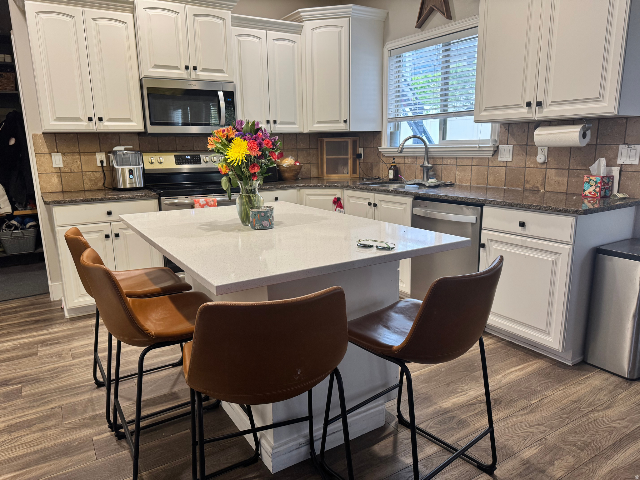 MOUNT LOAFER VIEW - Residential