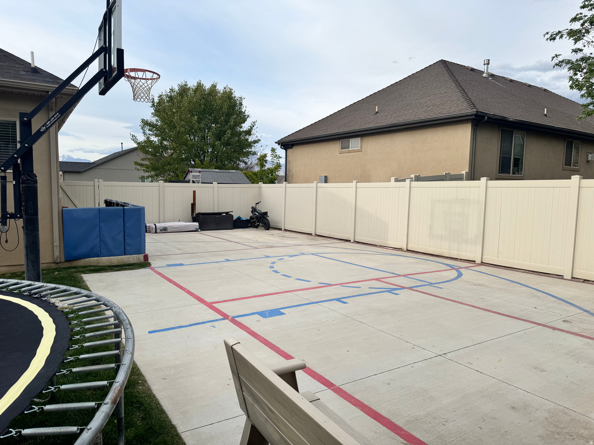 MOUNT LOAFER VIEW - Residential