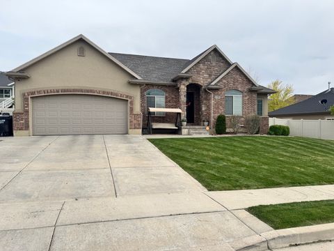 Tiny photo for 338 E 960 S, Salem, UT 84653 (MLS # 2153460)