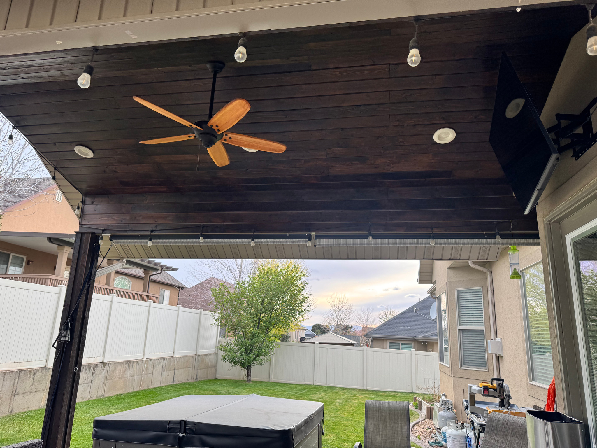 MOUNT LOAFER VIEW - Residential