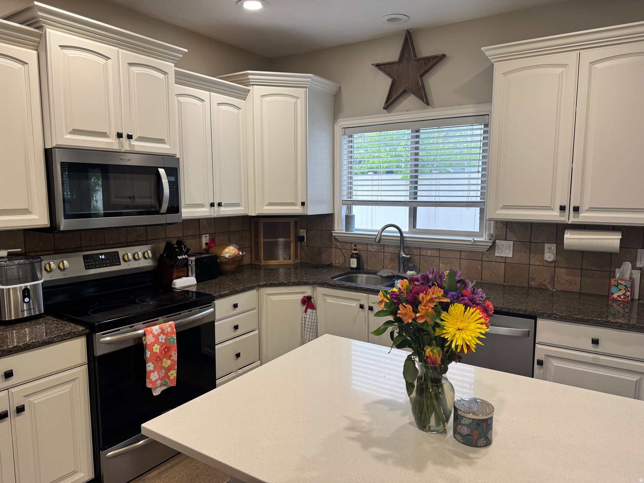 MOUNT LOAFER VIEW - Residential