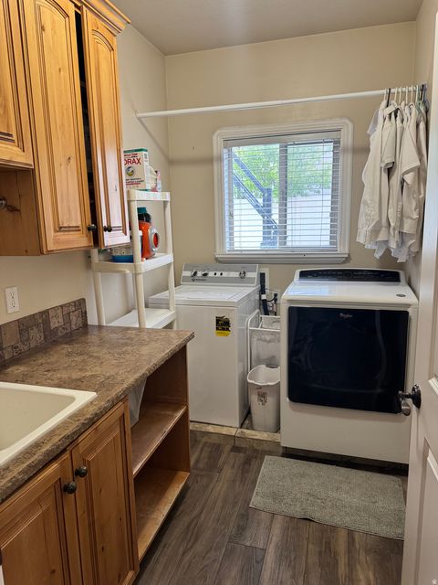 Tiny photo for 338 E 960 S, Salem, UT 84653 (MLS # 2153460)