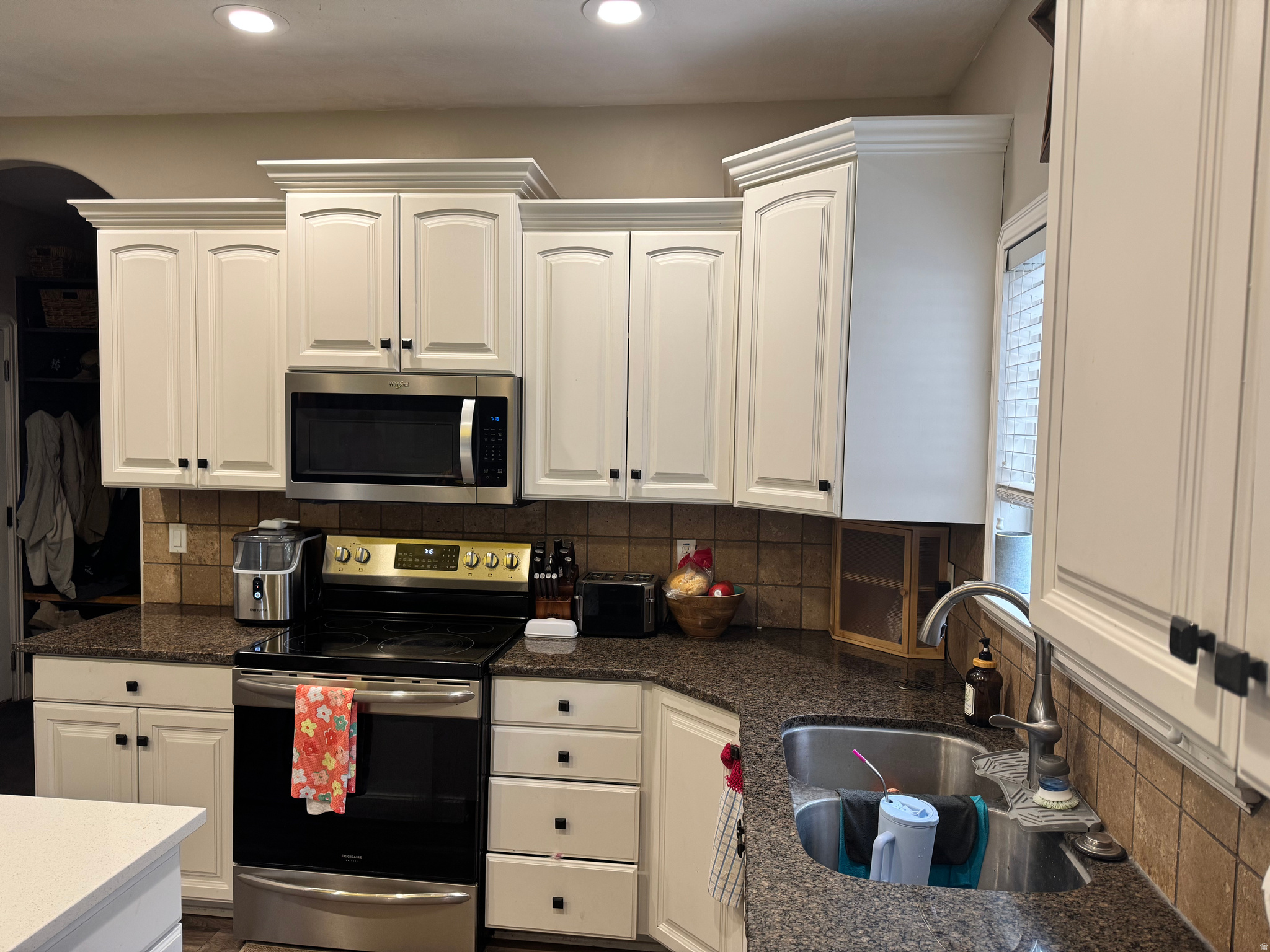 MOUNT LOAFER VIEW - Residential