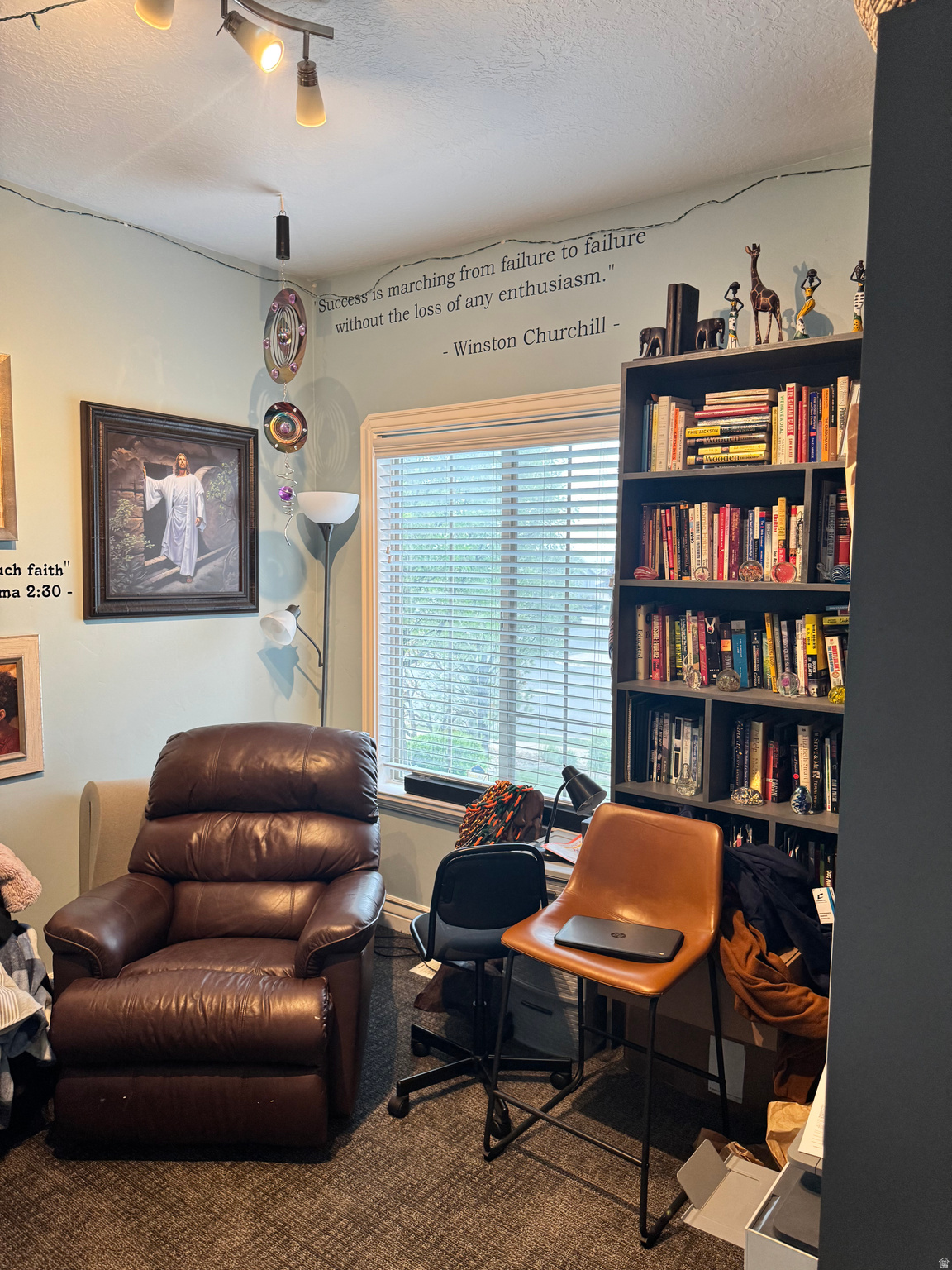 MOUNT LOAFER VIEW - Residential