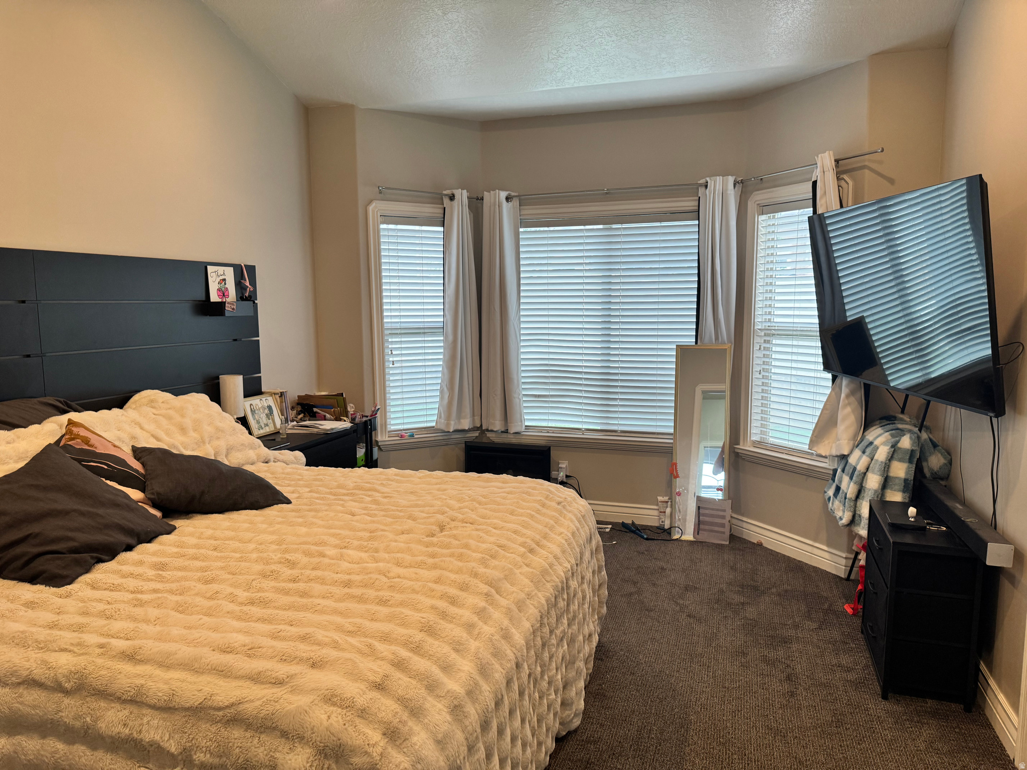 MOUNT LOAFER VIEW - Residential