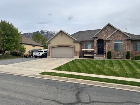 Tiny photo for 338 E 960 S, Salem, UT 84653 (MLS # 2153460)