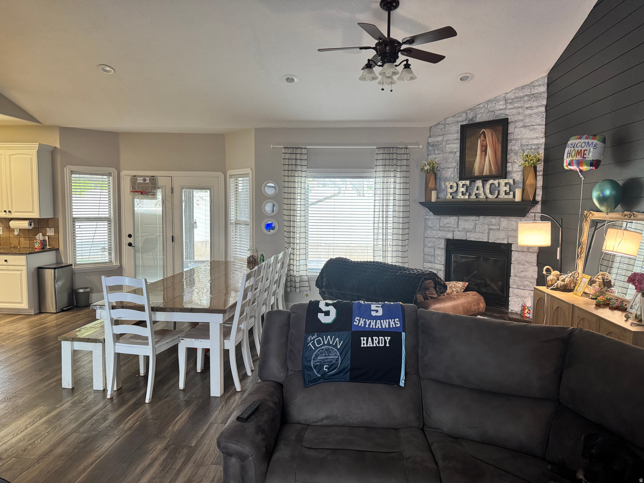 MOUNT LOAFER VIEW - Residential