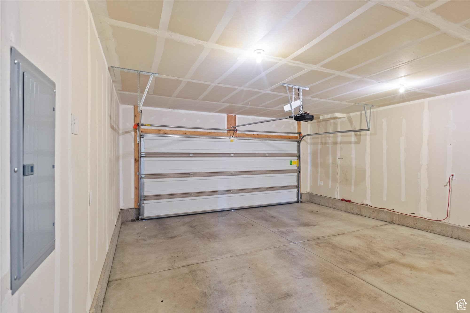 SOUTH POINT - Residential