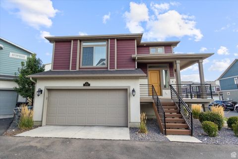 Photo of 359 S 780 E, American Fork, UT 84003 (MLS # 2110361)