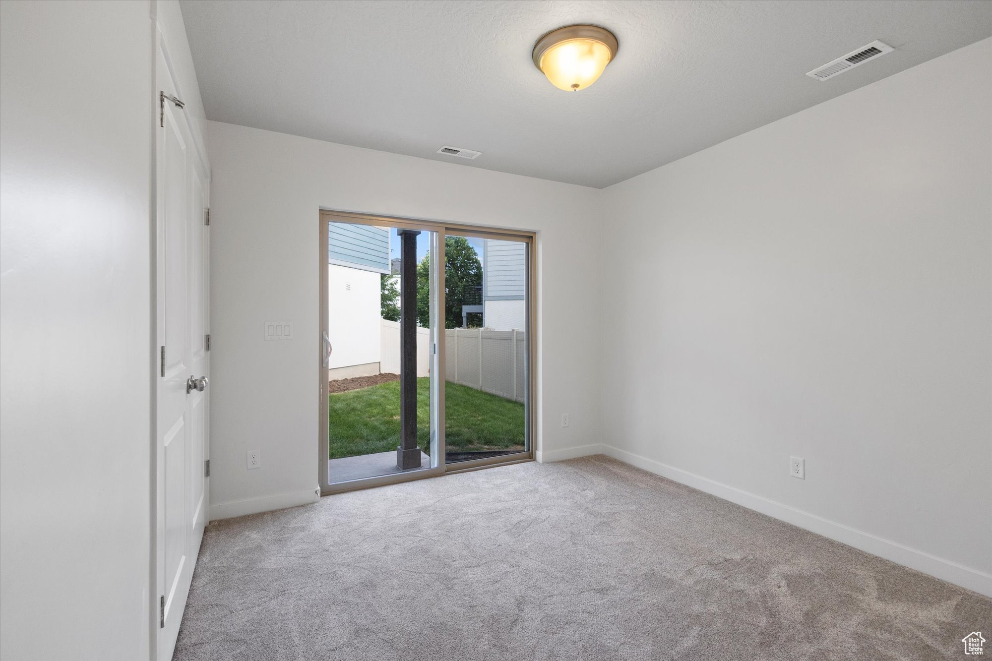 SOUTH POINT - Residential