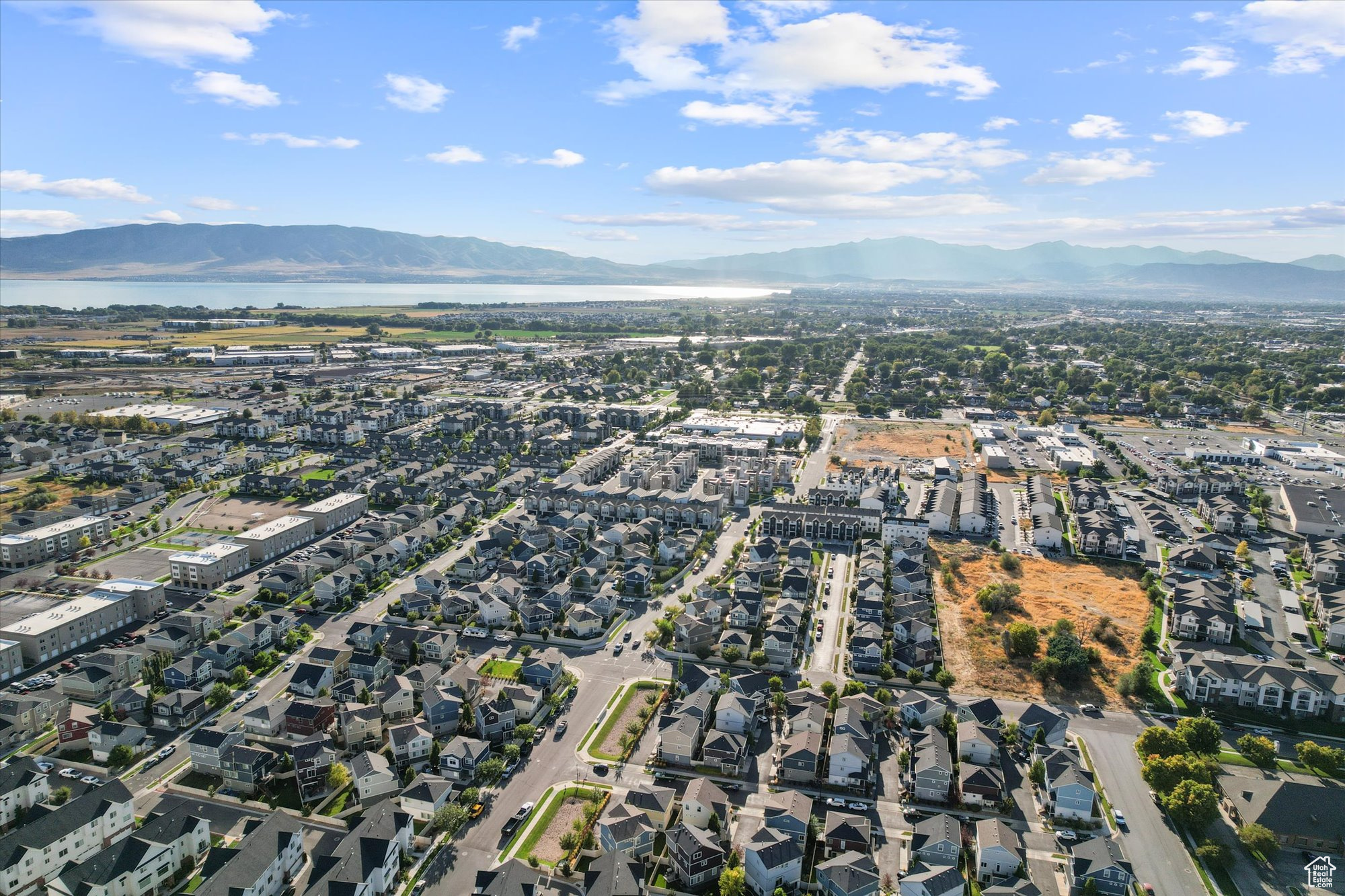 SOUTH POINT - Residential