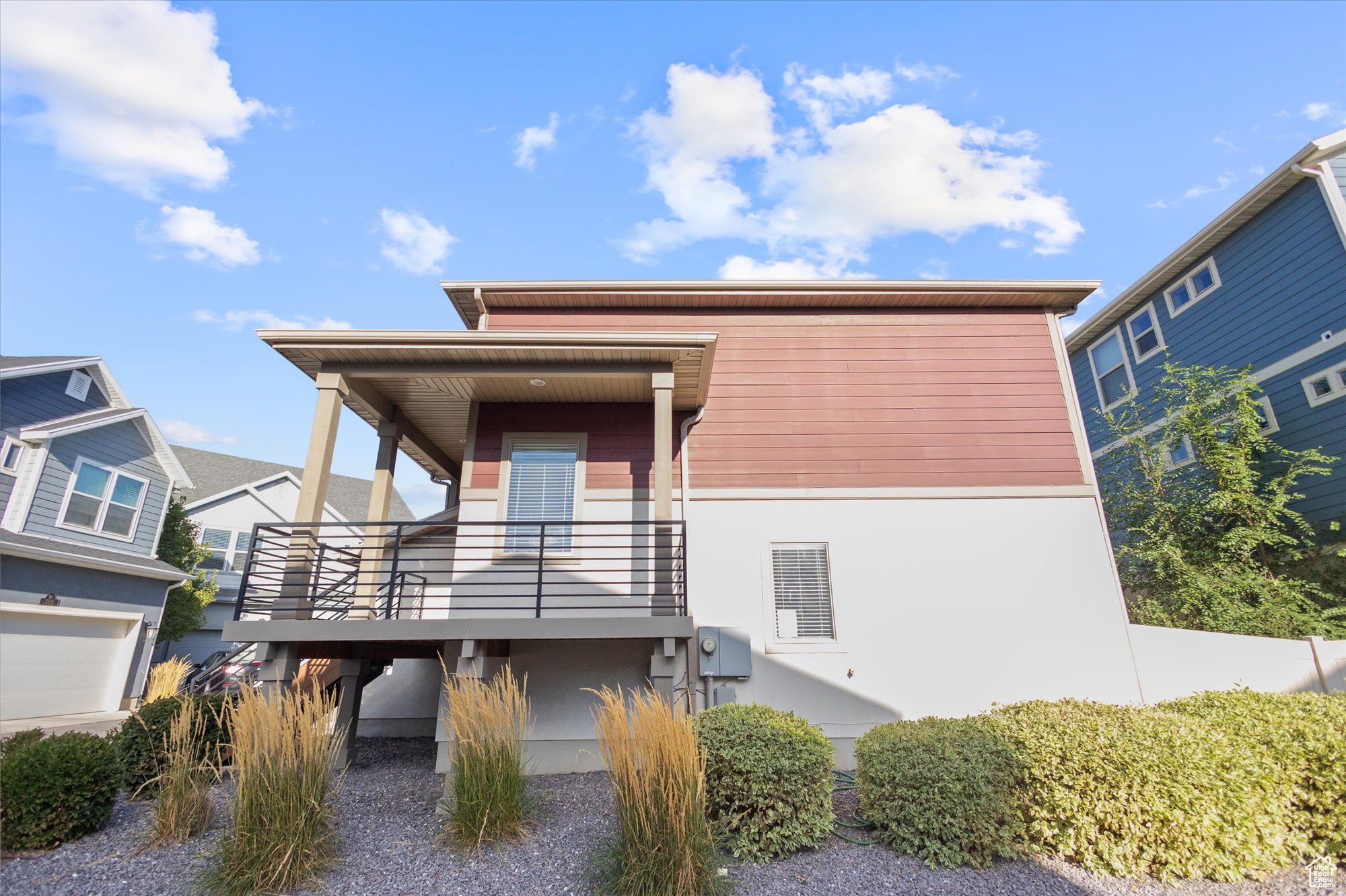 SOUTH POINT - Residential