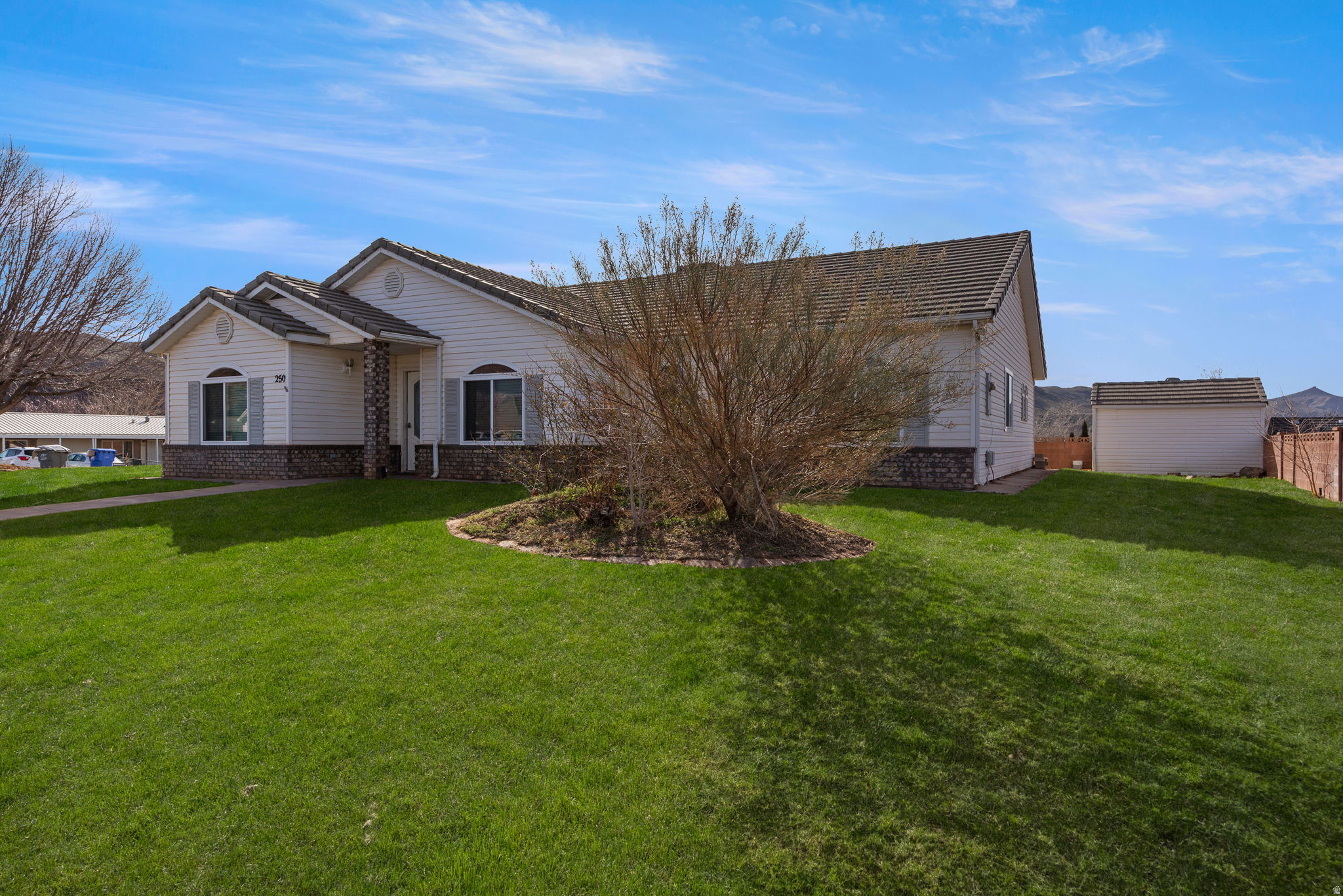 RIVER VIEW EST 4 - Residential