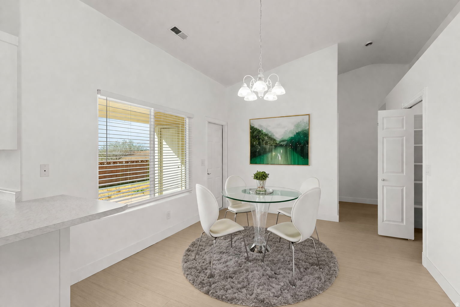 RIVER VIEW EST 4 - Residential