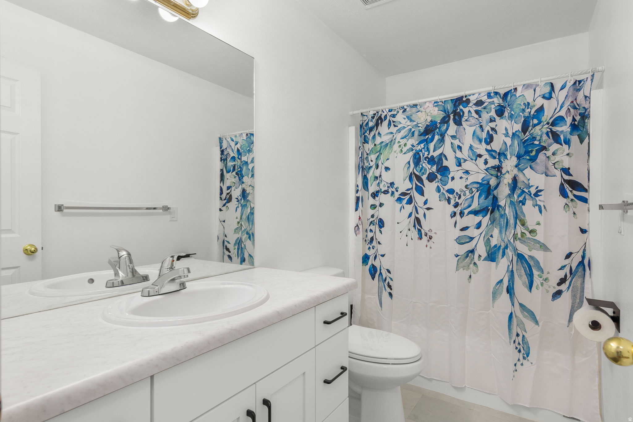 RIVER VIEW EST 4 - Residential