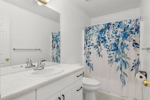 Tiny photo for 250 E 970 N, Hurricane, UT 84737 (MLS # 2137273)