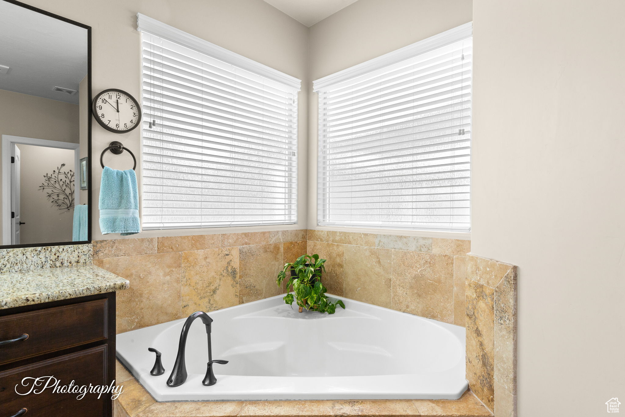 4077 W 2480 Cir, Hurricane, Utah image 22