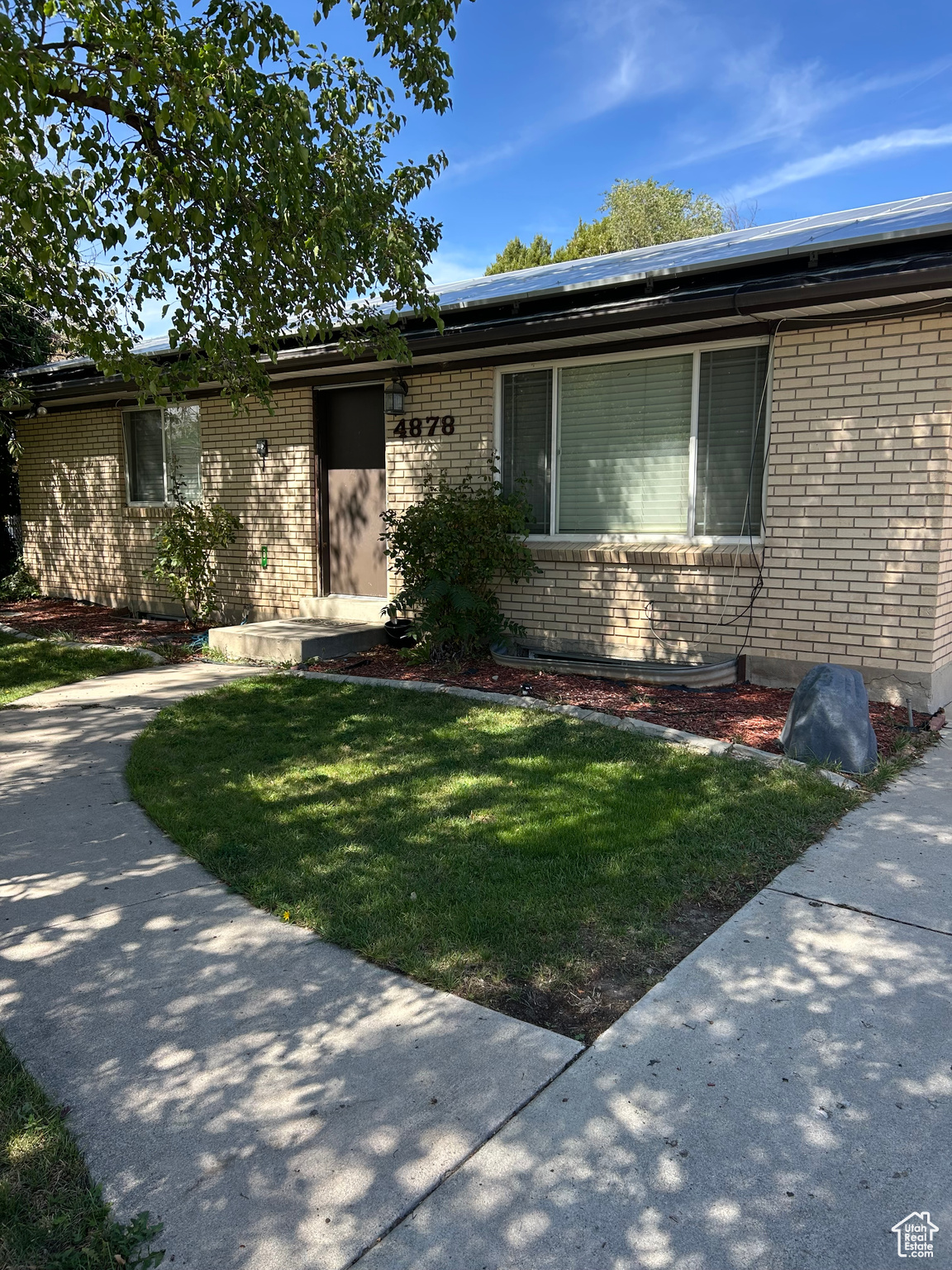 Searching for a home with extra space? Look no further! This great rambler offers a separate mother-in-law apartment, complete with its own kitchen and laundry room. The property also boasts a magnificent detached and heated garage that's a perfect retreat for any car enthusiast or hobbyist. The home has seen significant improvements in recent years, including a new roof, furnace, can lighting, copper wiring, and vinyl windows-all done approximately five years ago. This home is ready for you to move in! The seller is ready to hear your offer.