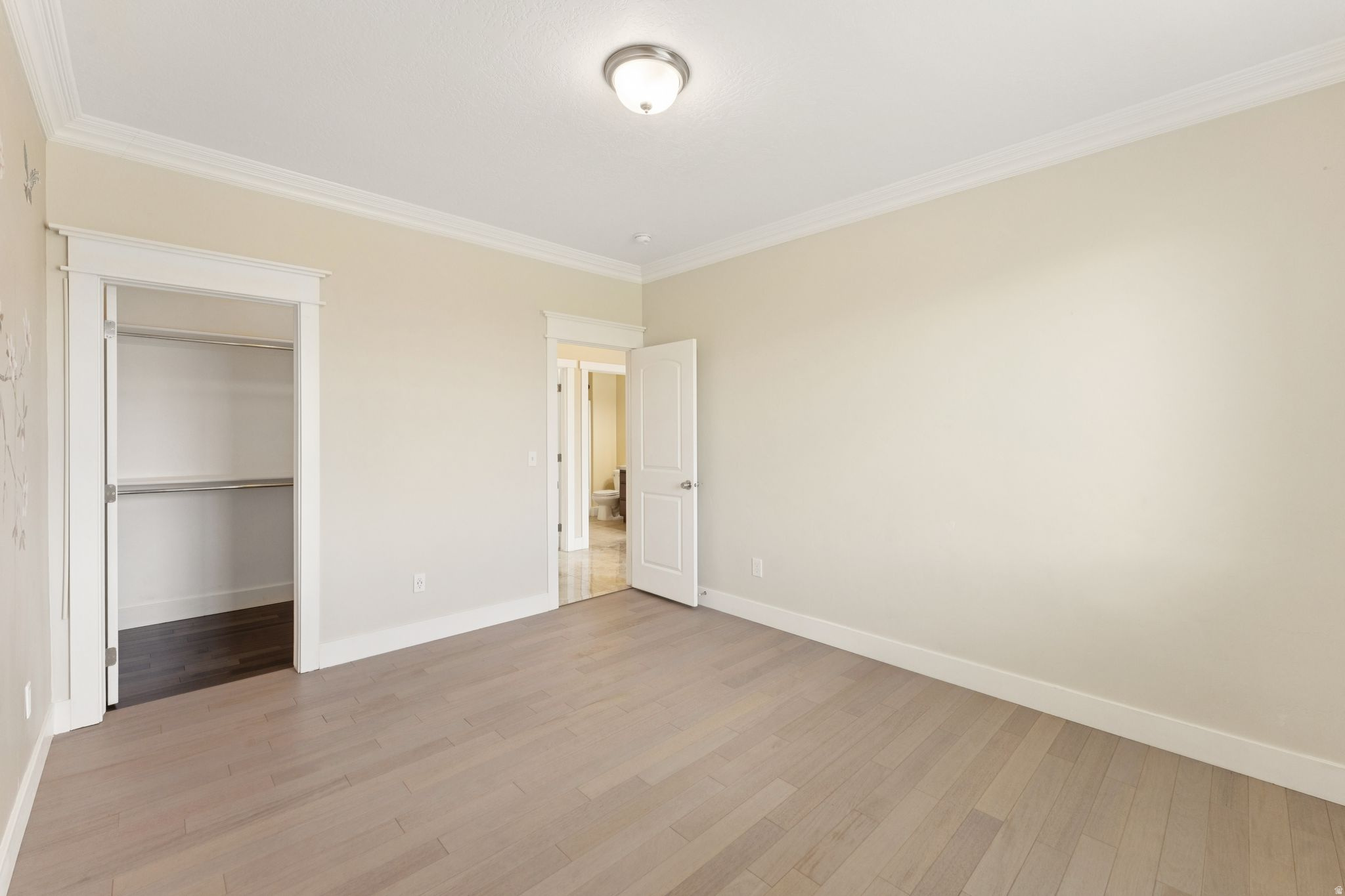 THANKSGIVING VILLAGE - Residential