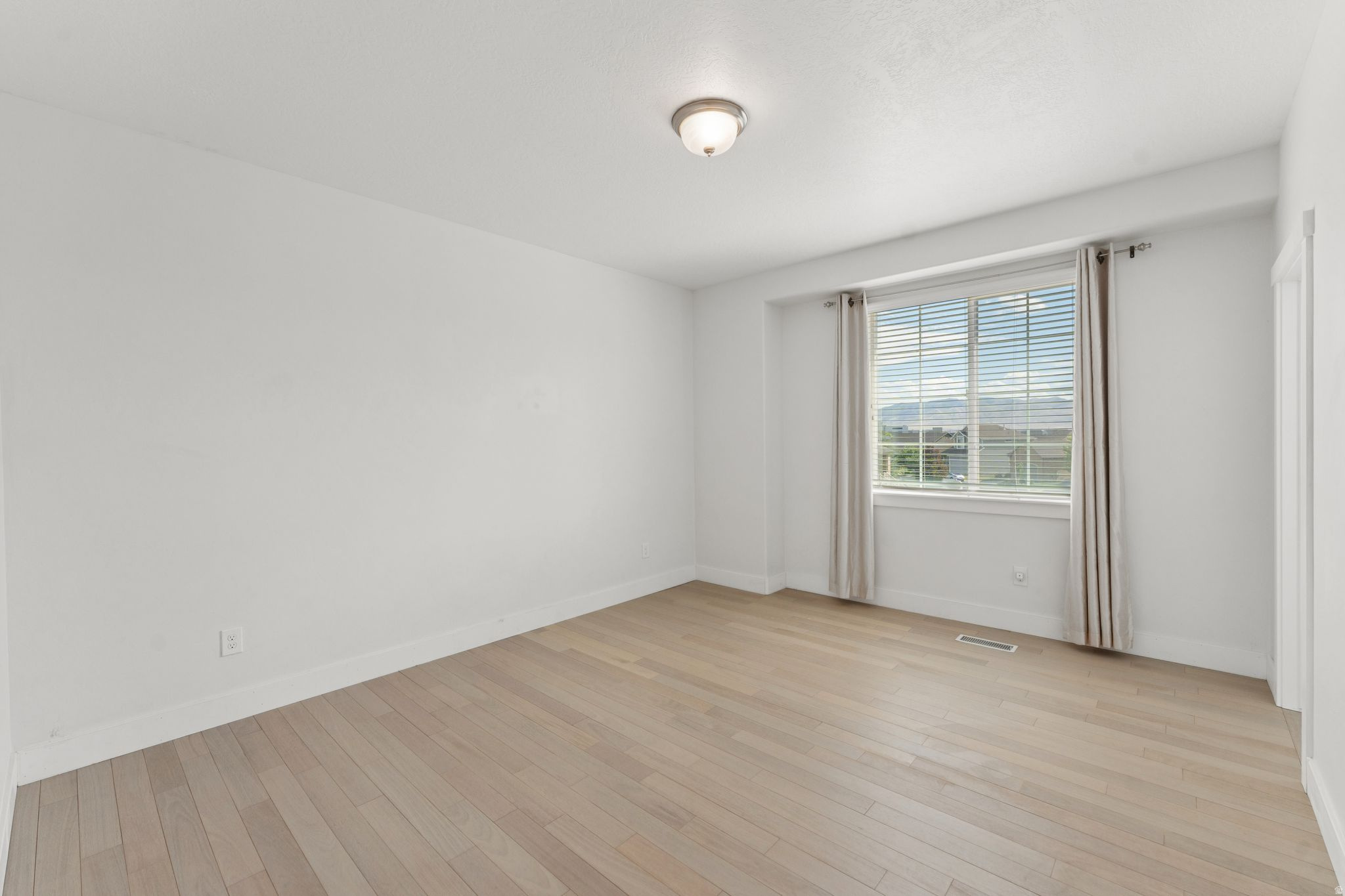 THANKSGIVING VILLAGE - Residential