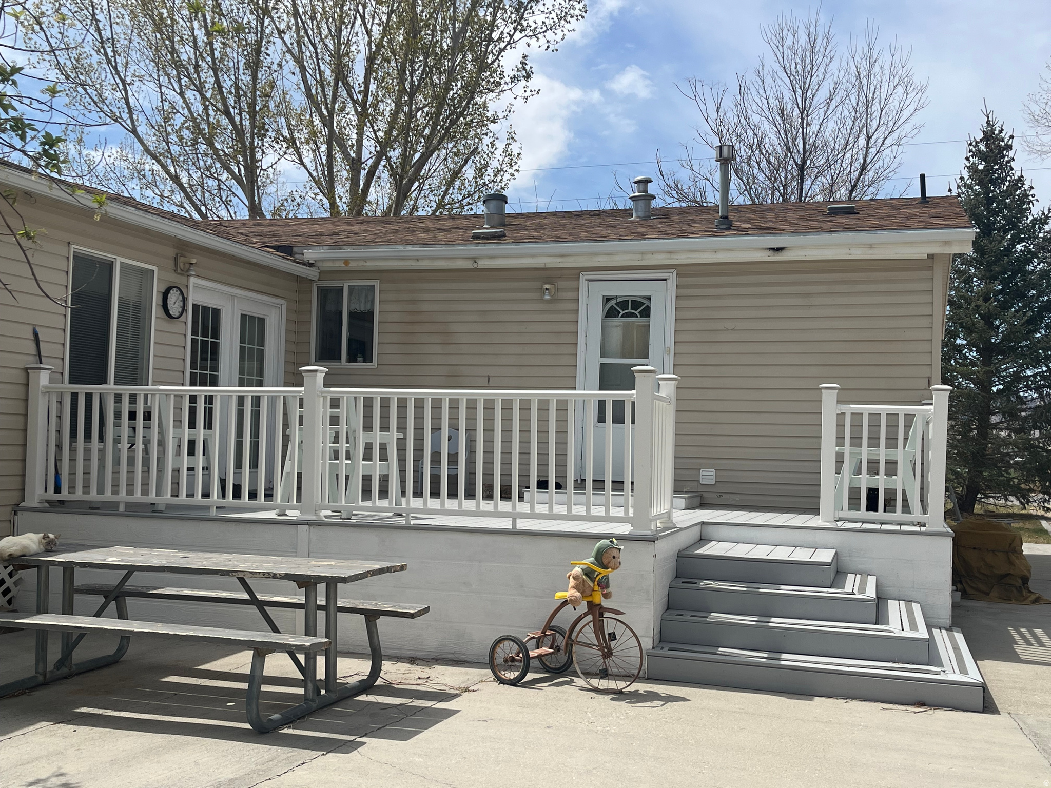 YOUNG PROPERTY - Residential