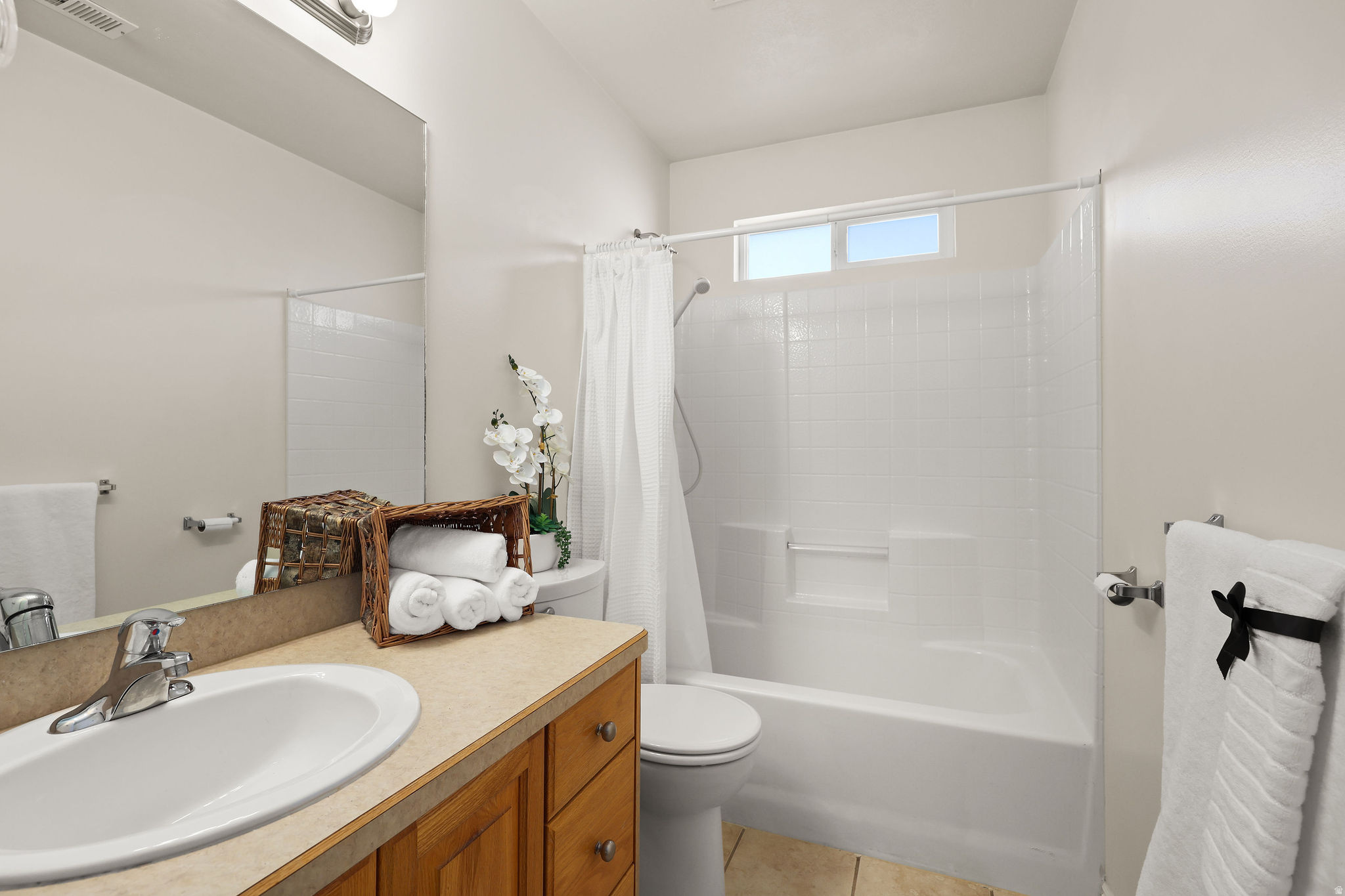 VILLAGE OF MOUNTAIN ROAD - Residential