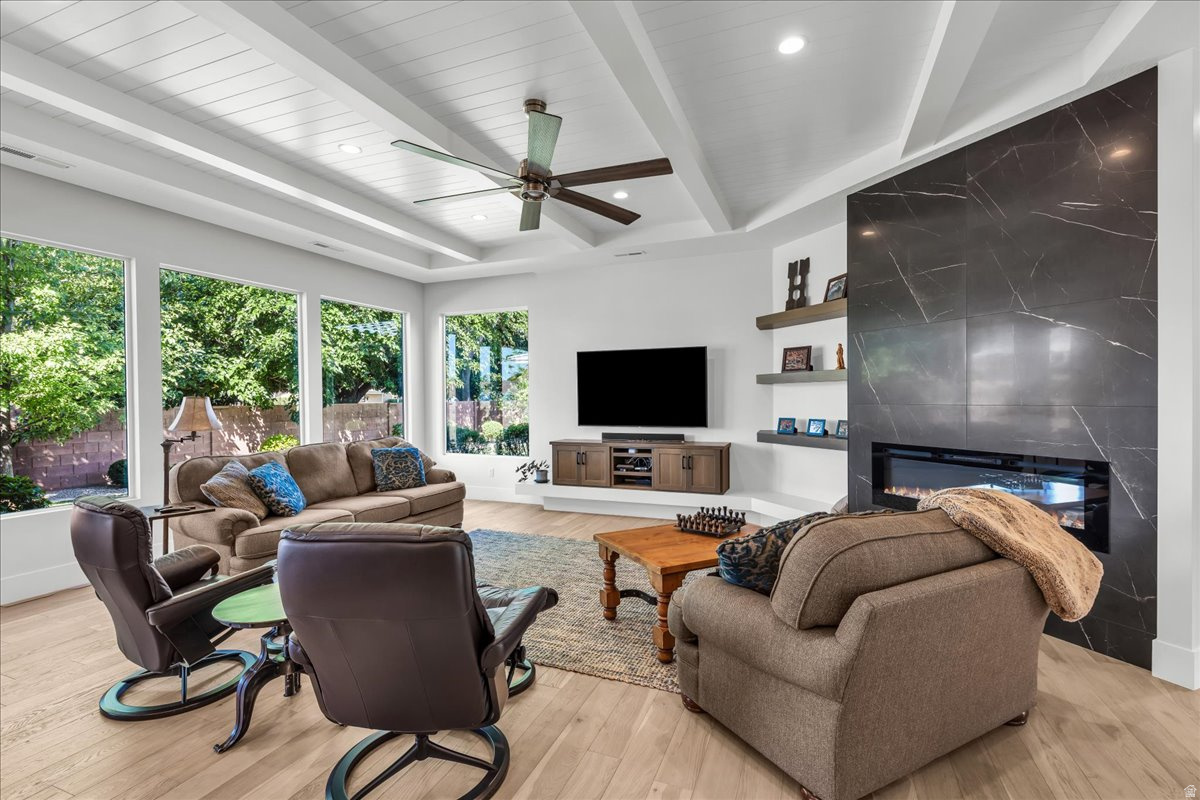 WOODS AT VALLEY VIEW - Residential