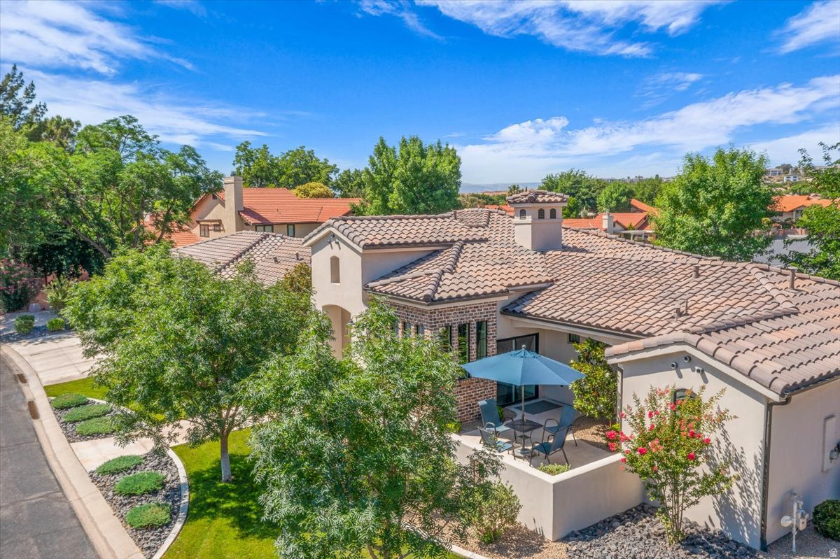 WOODS AT VALLEY VIEW - Residential