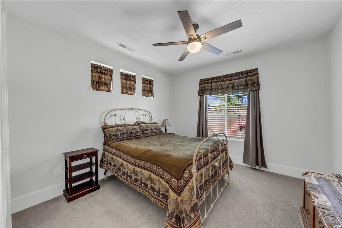 WOODS AT VALLEY VIEW - Residential