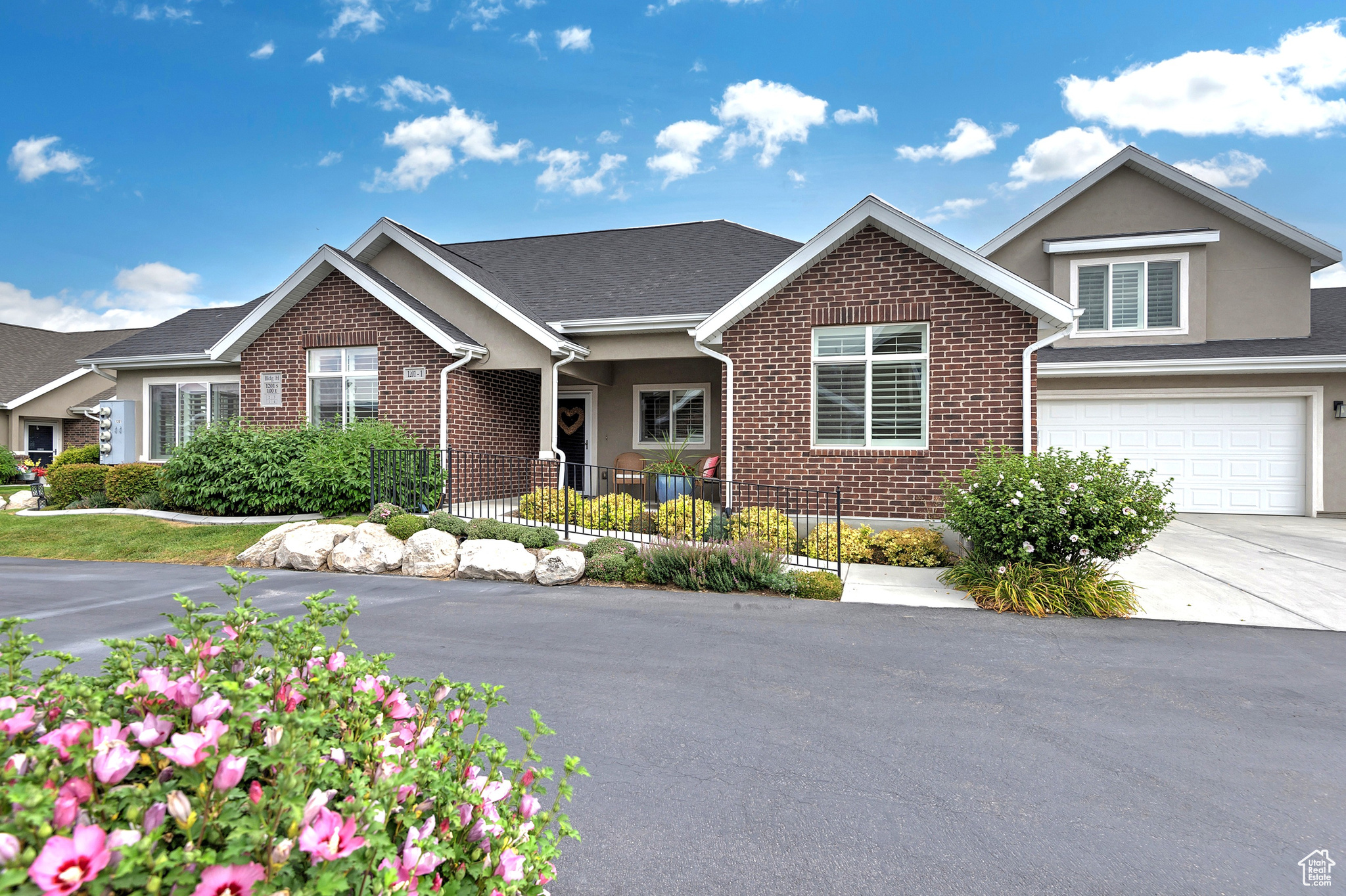 VILLAS PIONEER CROSS - Residential