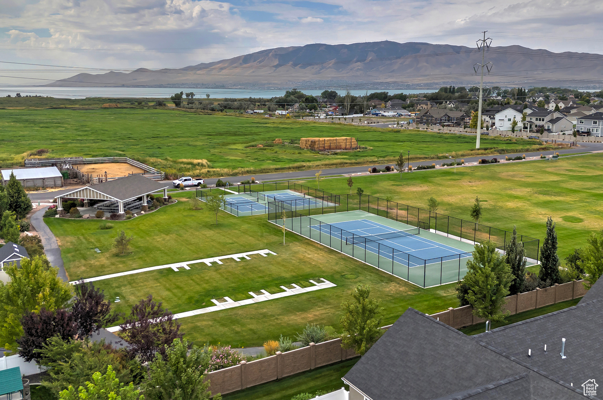 VILLAS PIONEER CROSS - Residential