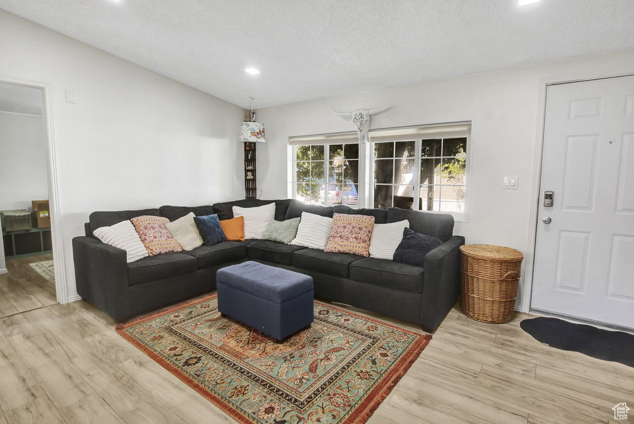WESTCREST MOBILE - Residential
