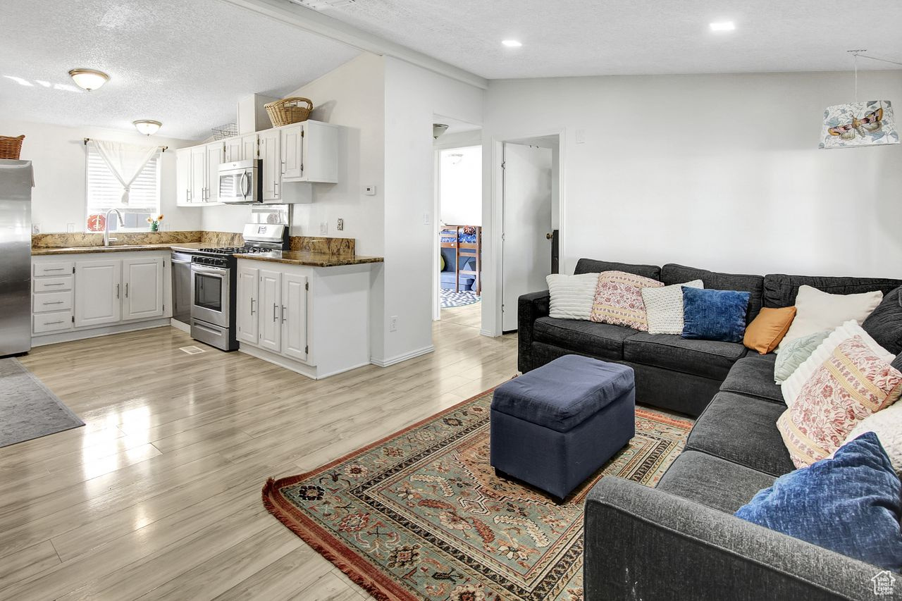 WESTCREST MOBILE - Residential