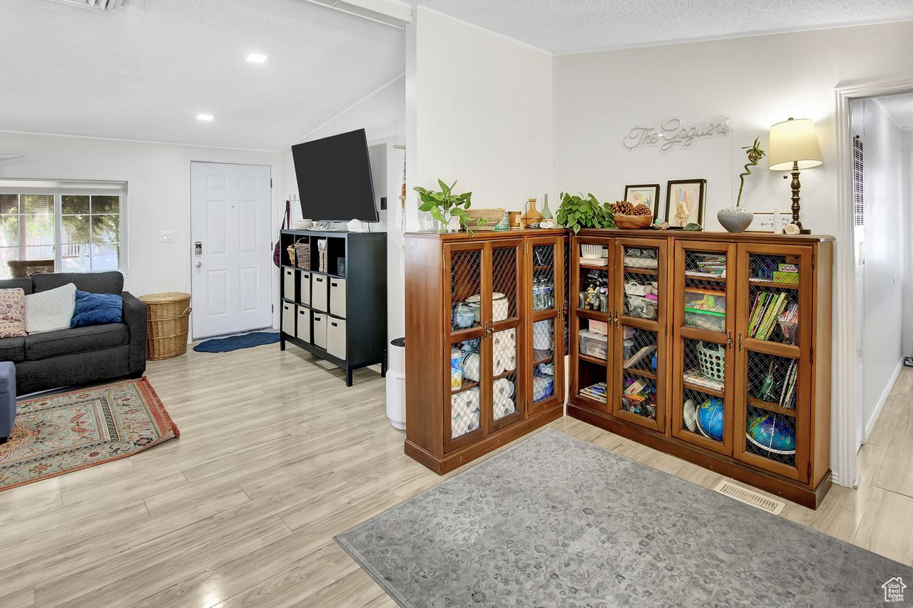 WESTCREST MOBILE - Residential