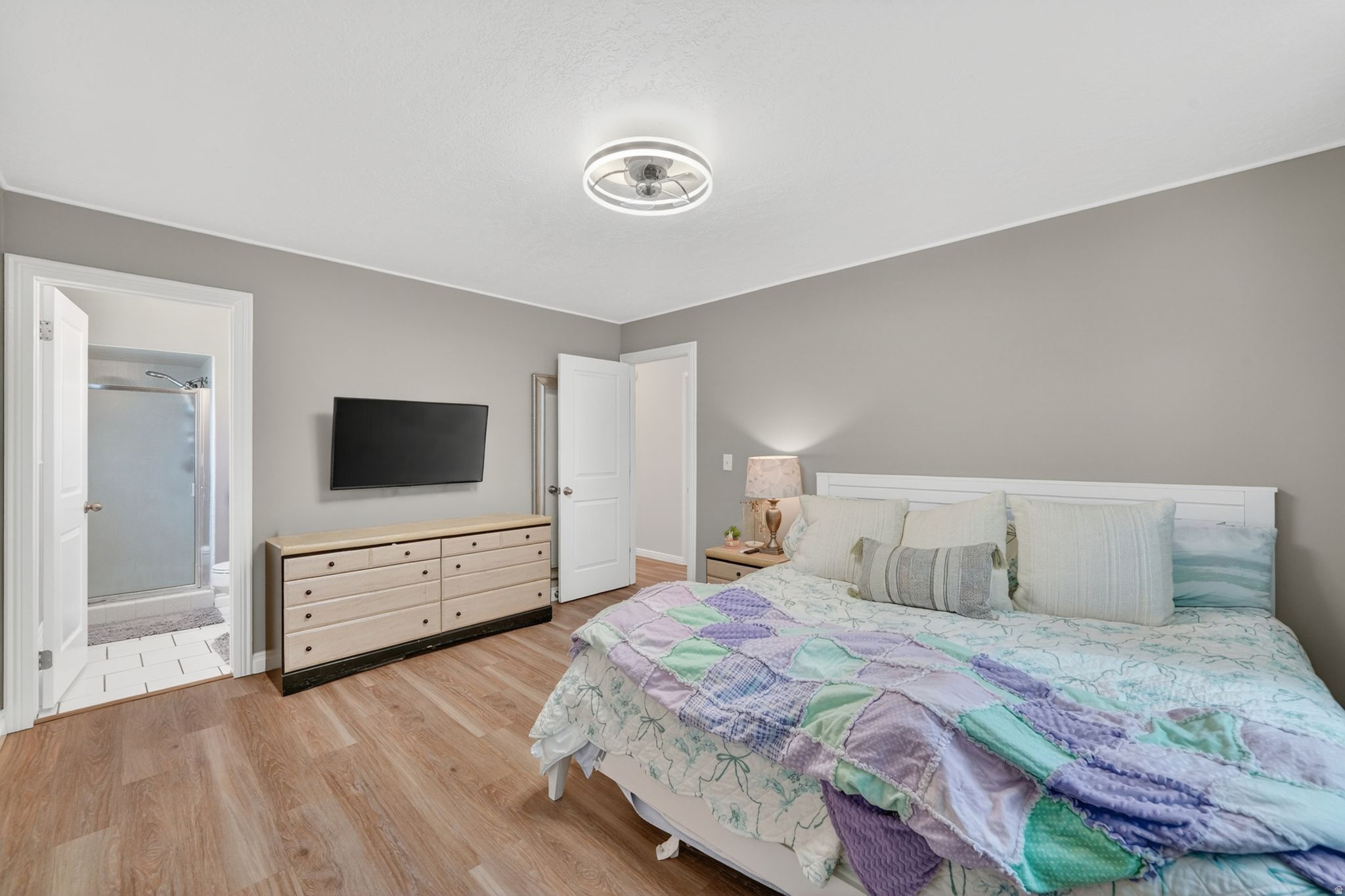 PITFORD ACRES - Residential