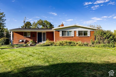 Photo of 4056 S SUADA CIR, Holladay, UT 84124 (MLS # 2188114)