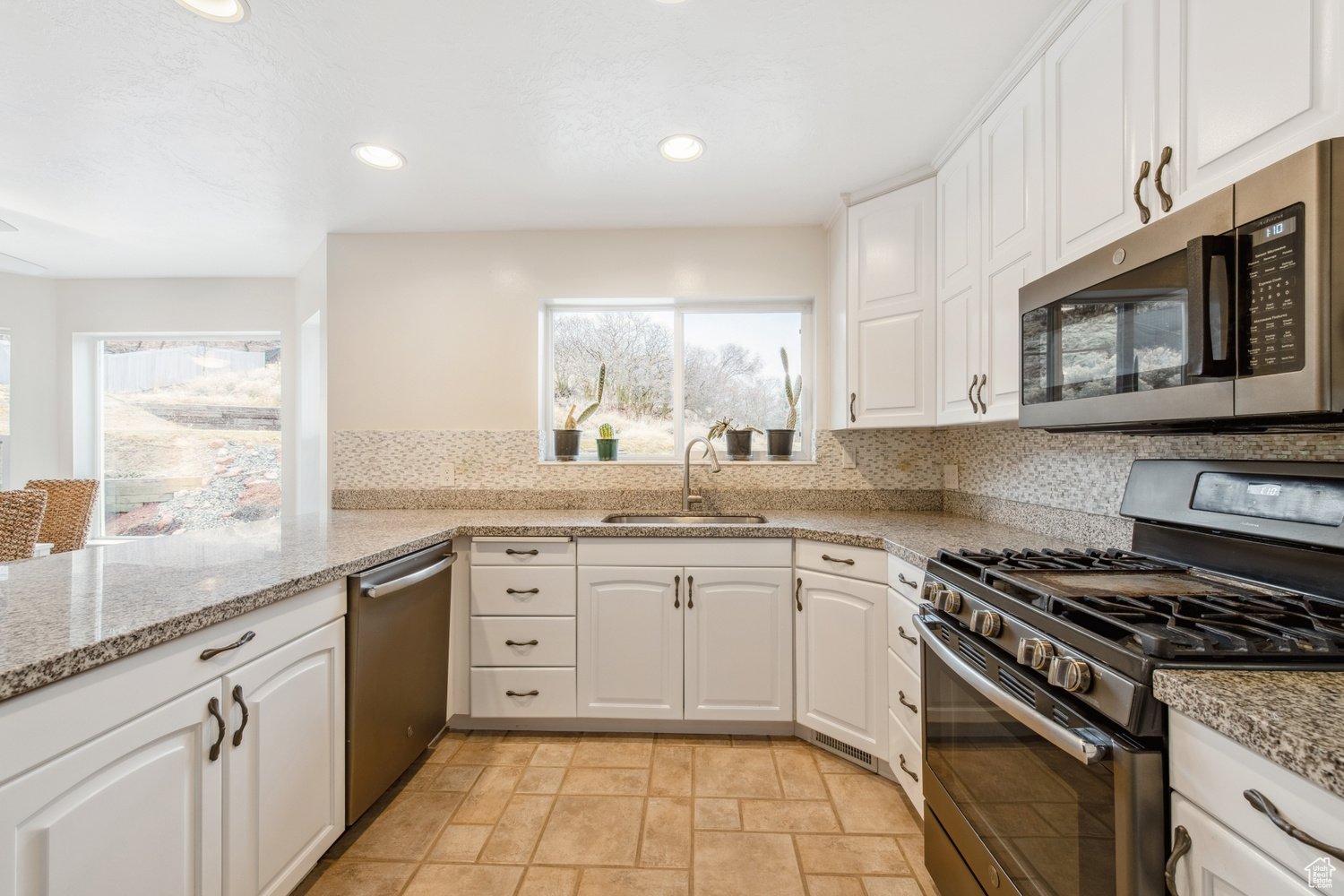 564 N Coventry Ln, Alpine, Utah image 9