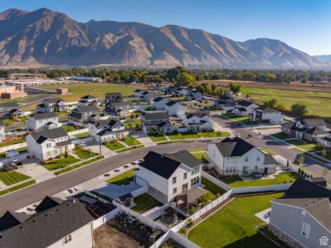 Tiny photo for 585 W 850 S, Springville, UT 84663 (MLS # 2125527)