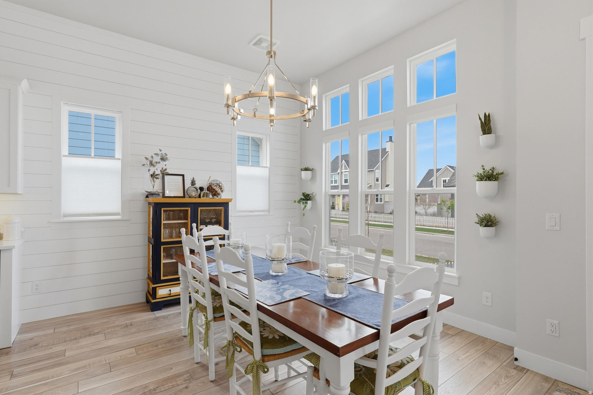 DAYBREAK LAKE ISLAND - Residential