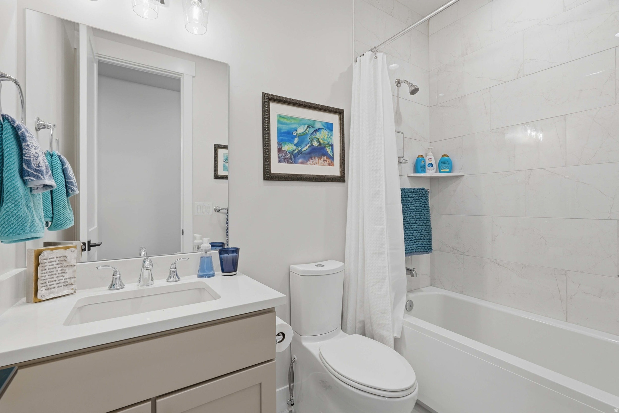 DAYBREAK LAKE ISLAND - Residential