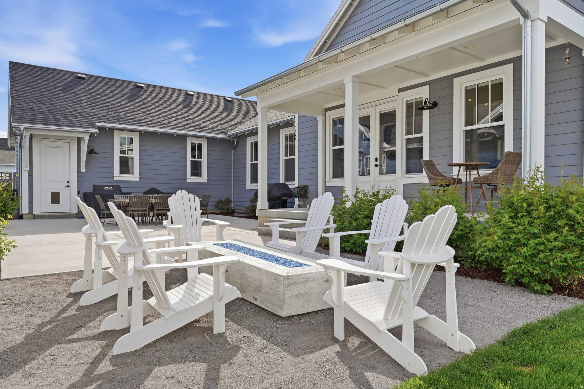 DAYBREAK LAKE ISLAND - Residential