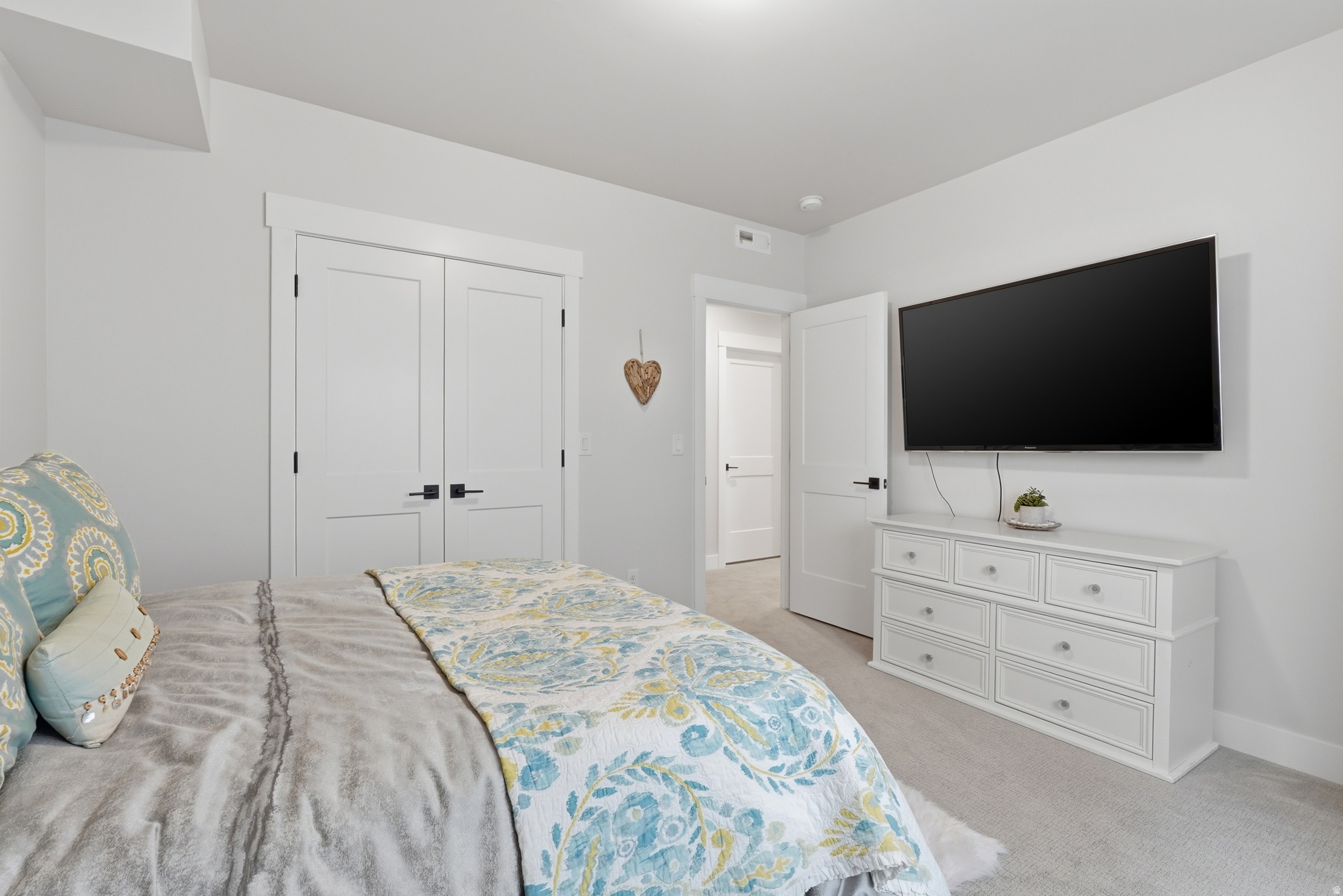 DAYBREAK LAKE ISLAND - Residential