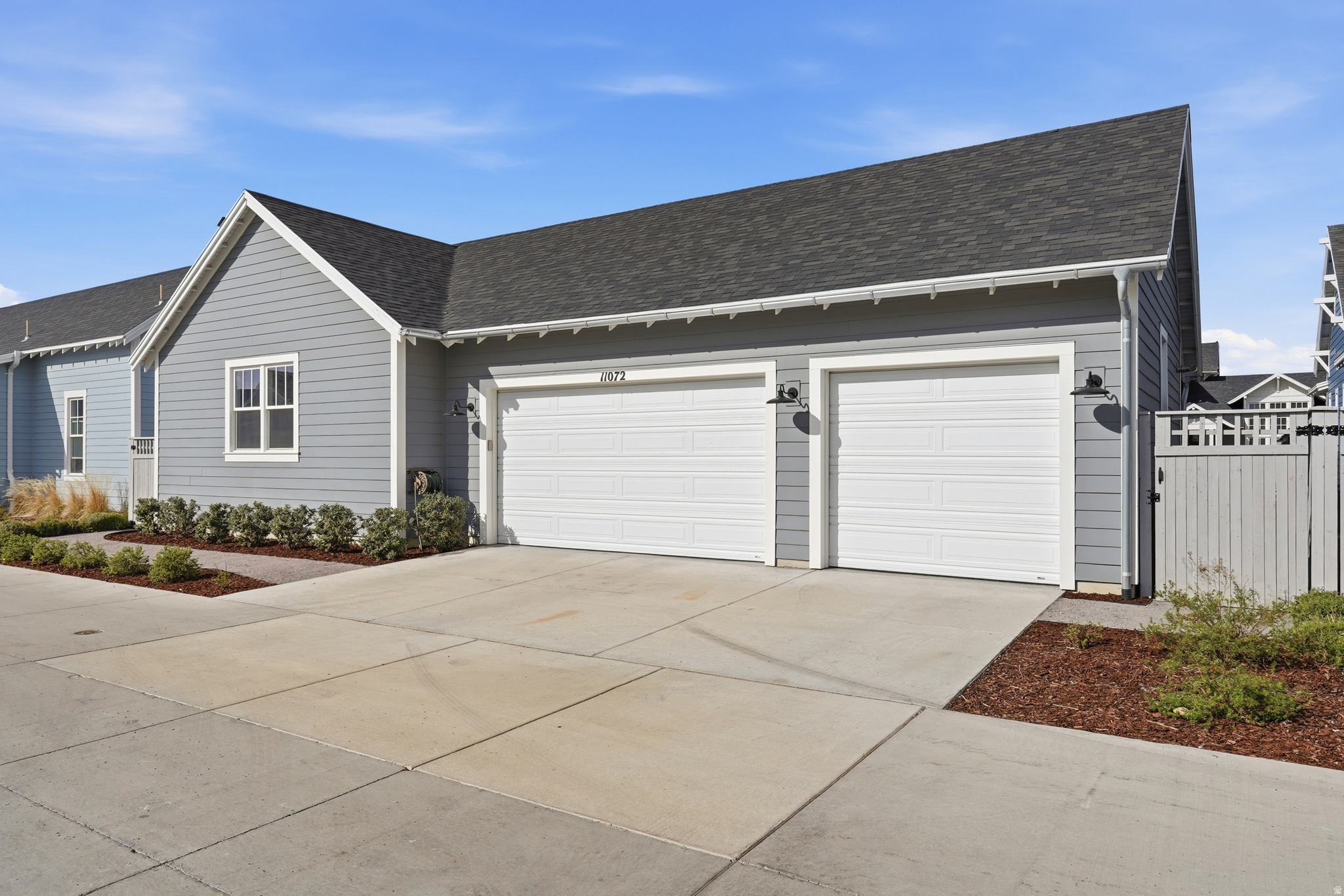 DAYBREAK LAKE ISLAND - Residential