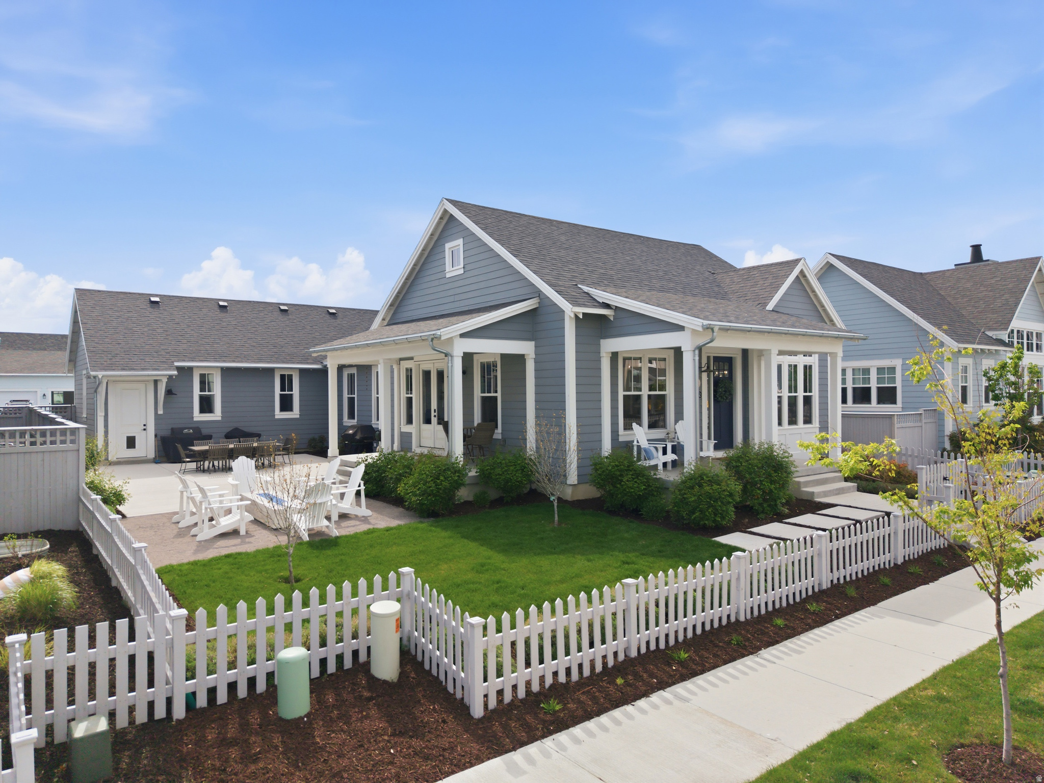 DAYBREAK LAKE ISLAND - Residential