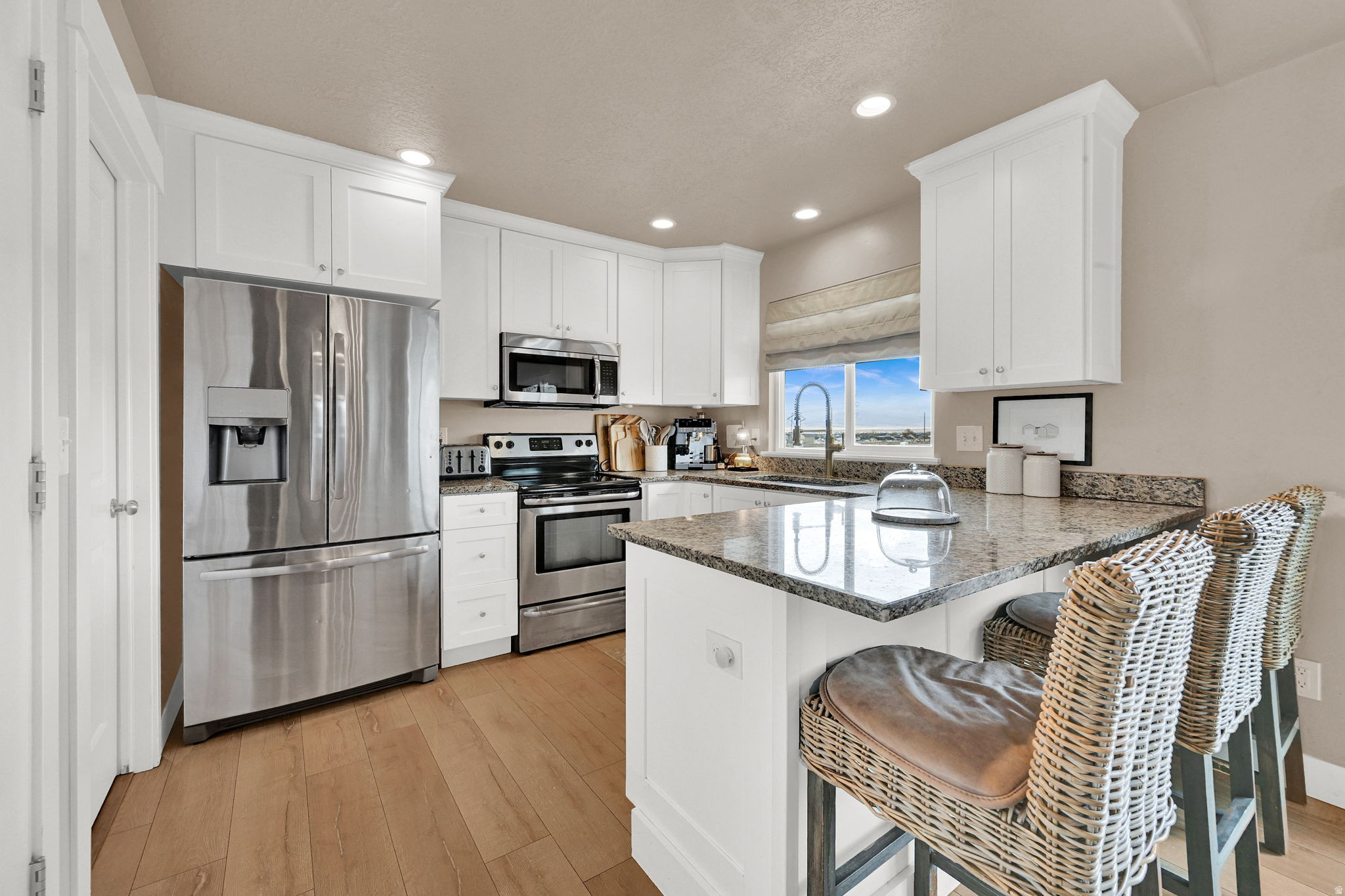 EAGLE POINT - Residential