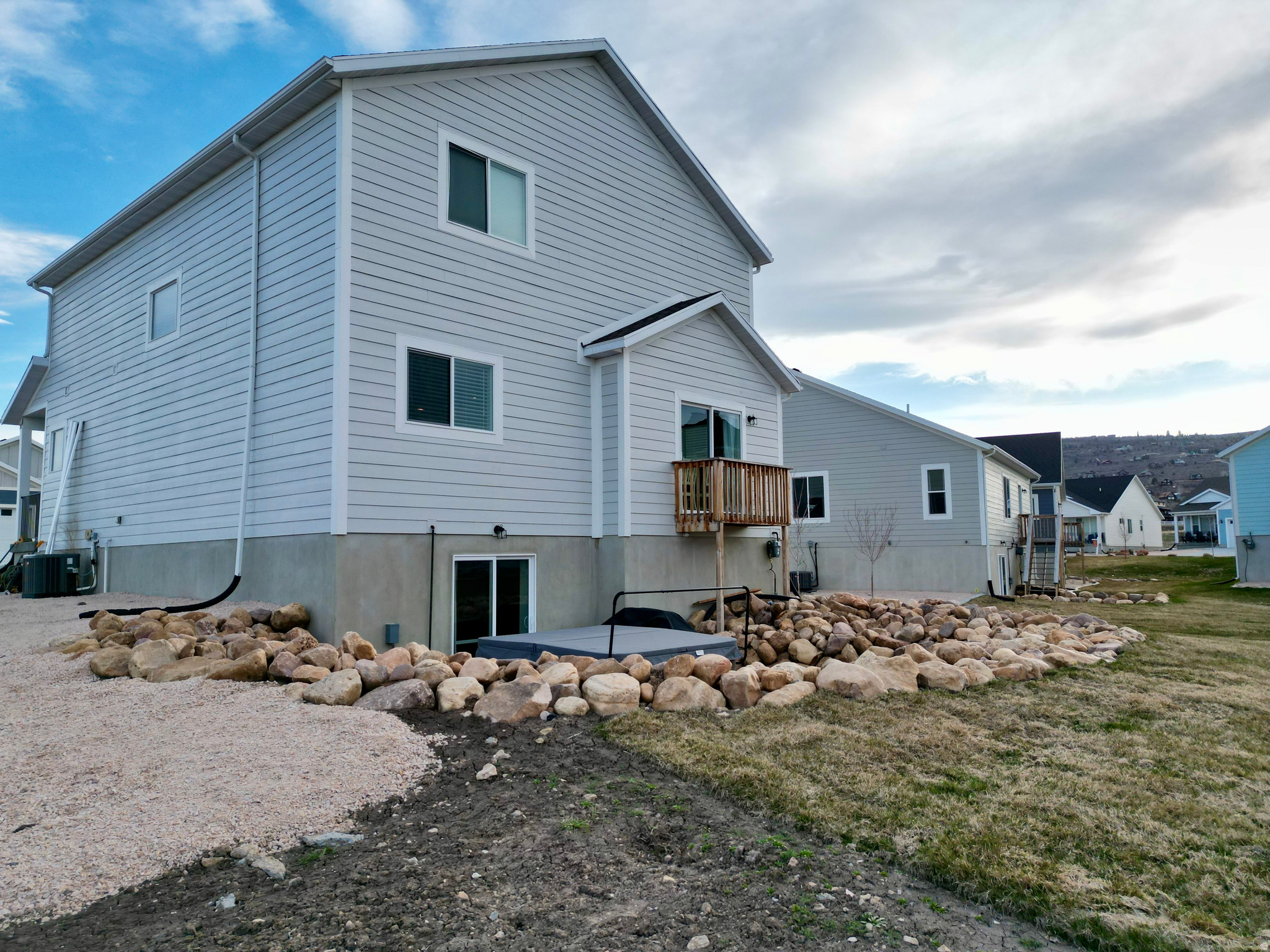 LIGHT HOUSE PT. - Residential