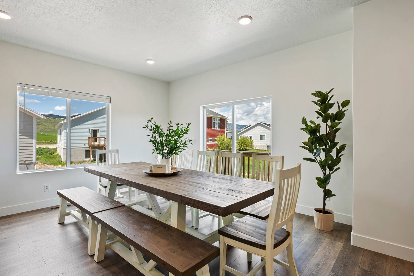 LIGHT HOUSE PT. - Residential